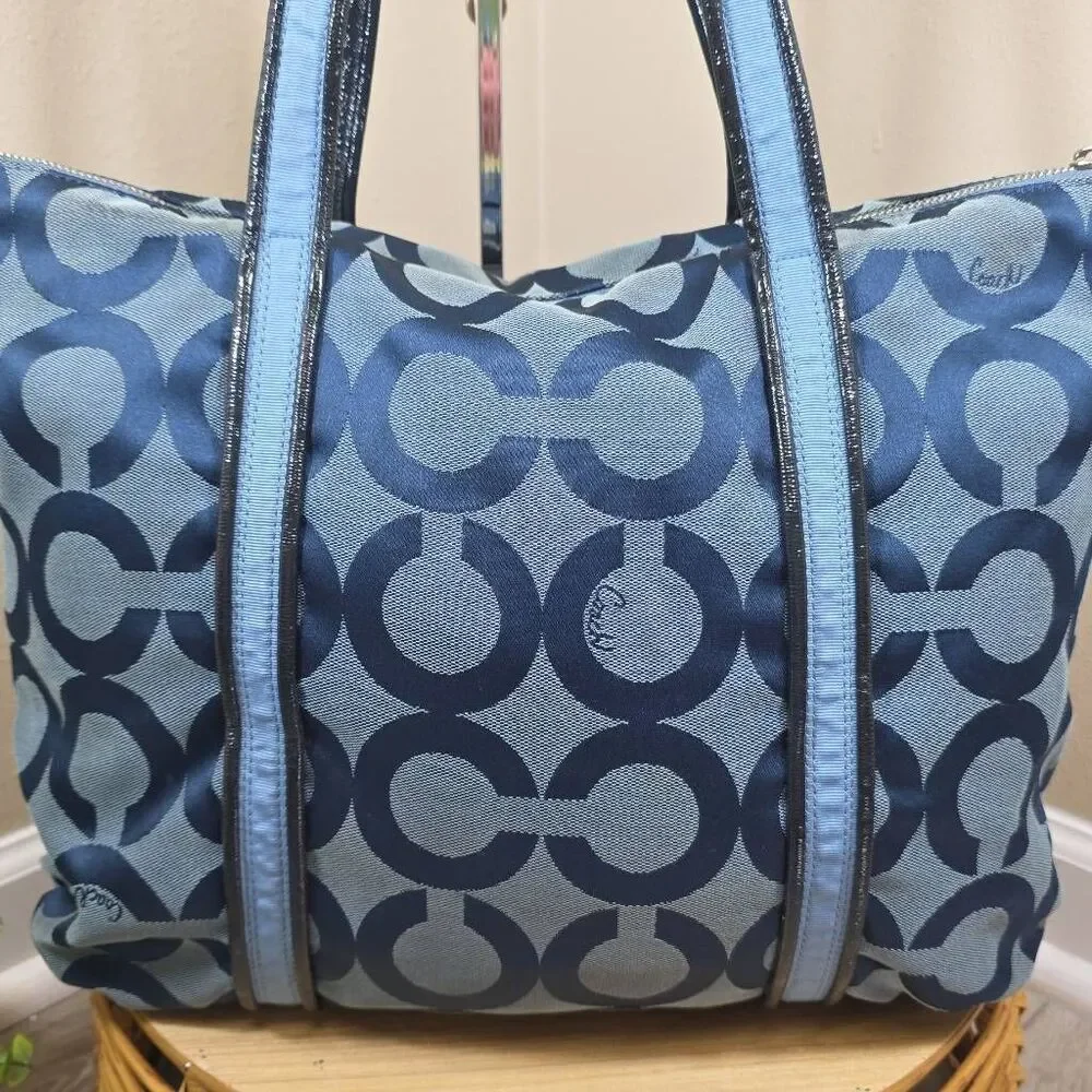 Coach Poppy Glamor Tote - Picture 5 of 15